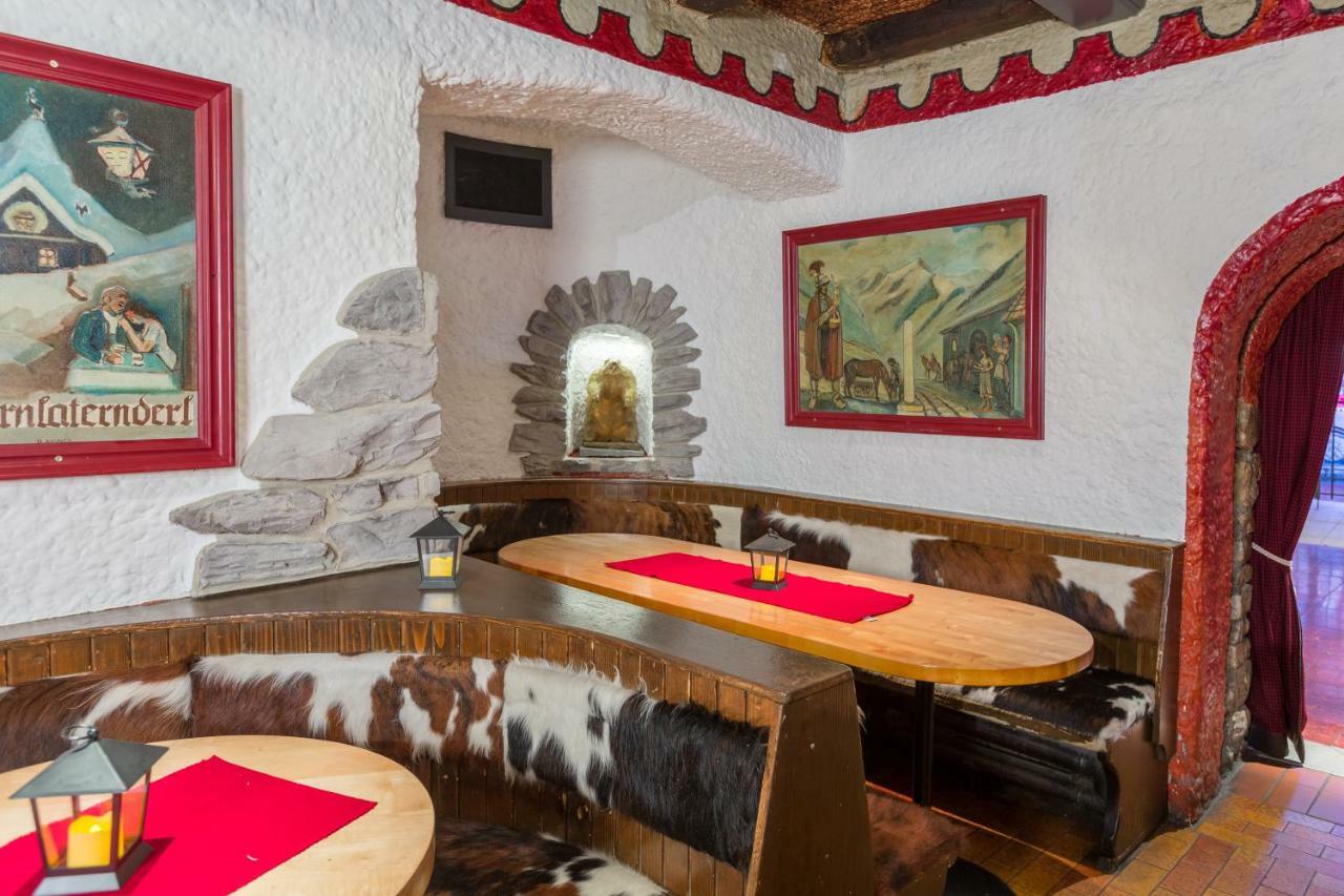 Party Hotel Taverne Obertauern Exterior photo